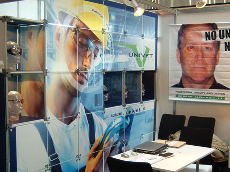 standquadra3 stand fieristico