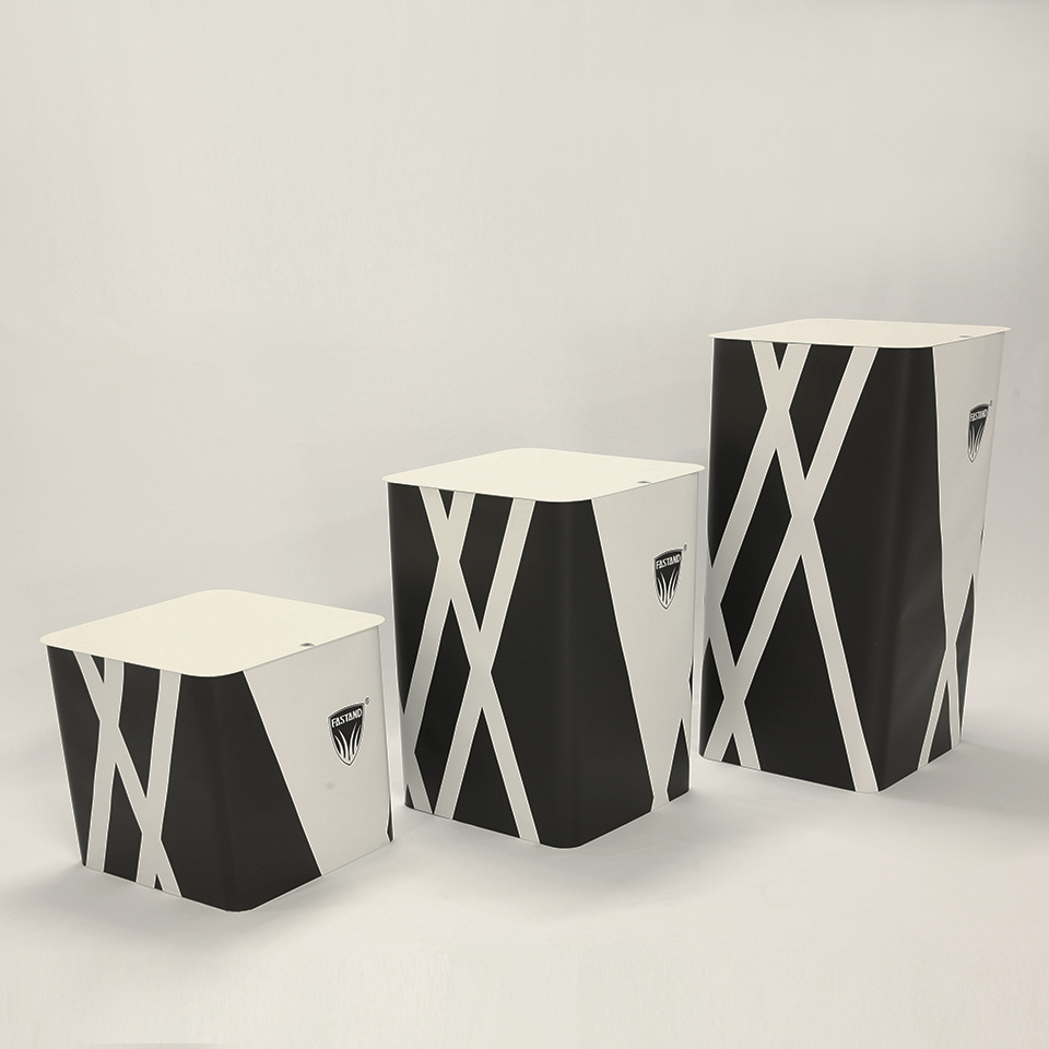 espositori-porta-prodotto-stand-fiera cubo espositivo