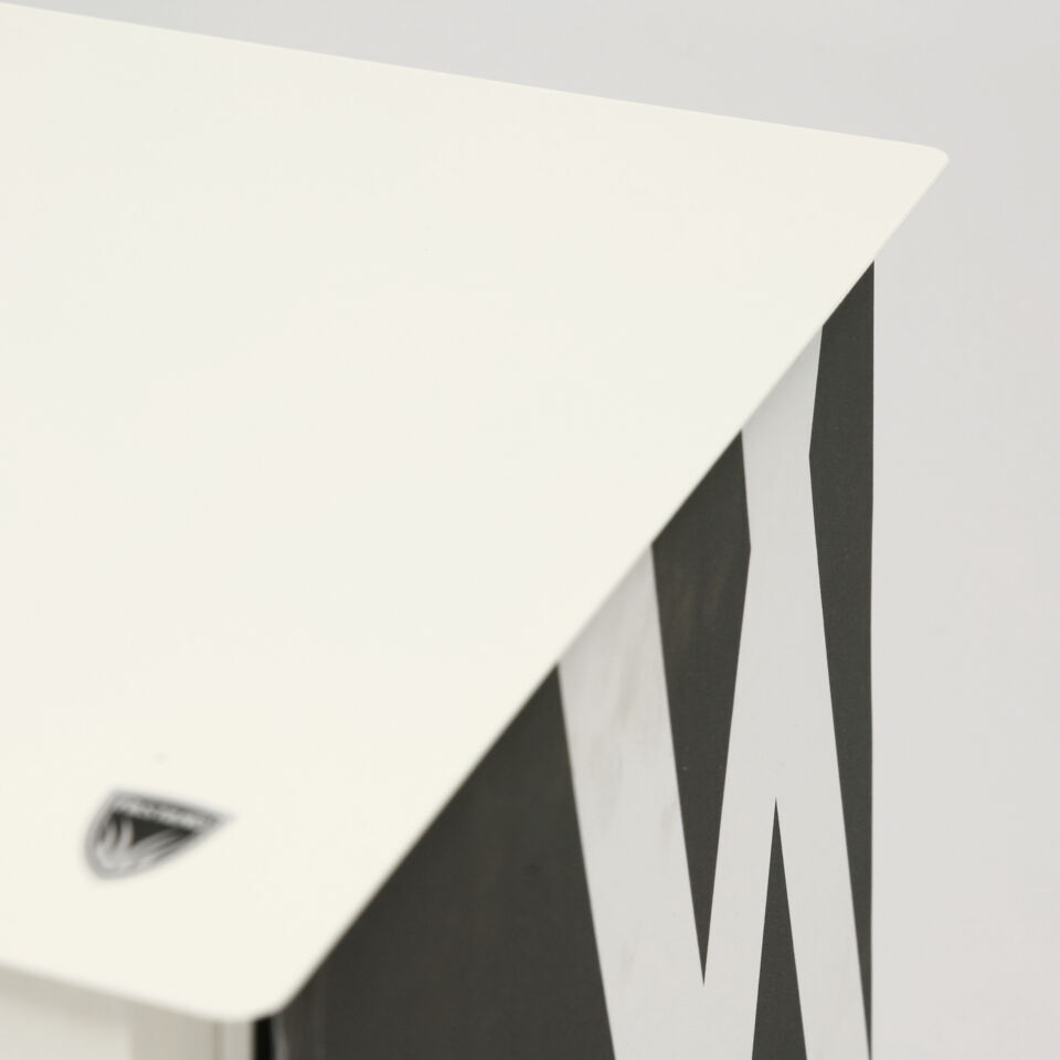 particolare-piano-appoggio-banchetto banchetto ad apertura rapida particolare