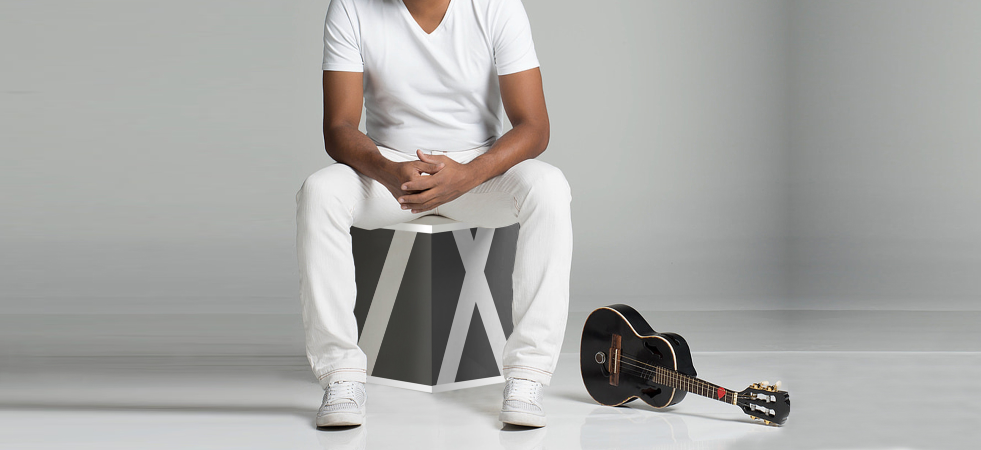 presenta cubo pouf seduta per fiera